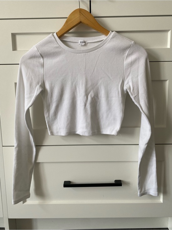 Garage Tops - Garage White Ribbed Long Sleeve Crop Top